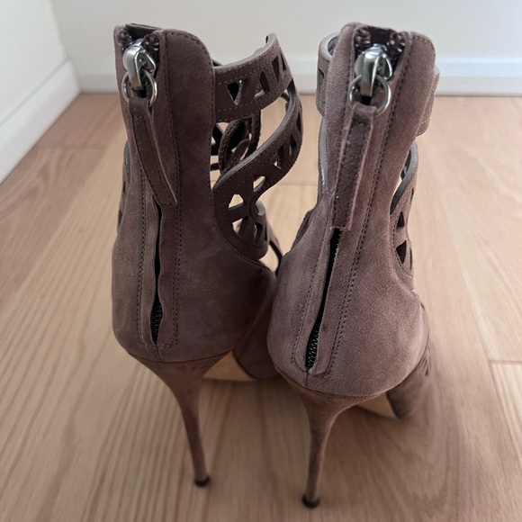 Giuseppe Zanotti Size 38 Suede Lace Up Cage Heels - Picture 2 of 3